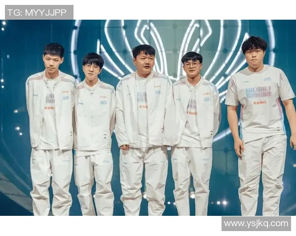 和平精英战术解析:深入探讨BLG战队的防守策略与技巧 和平精英战术解析:深入探讨BLG战队的防守策略与技巧