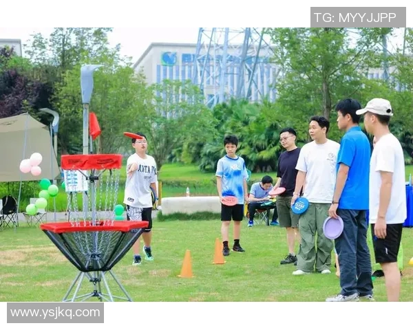 深圳飞盘队在极限运动会中的战术分析与表现评估